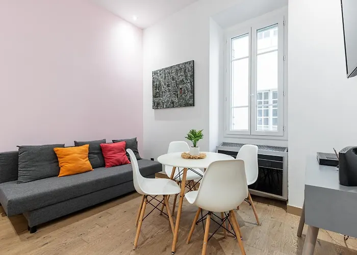 Garibaldi Square - Cozy 1 Bdr Old Town